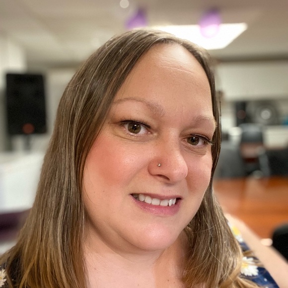 Meet your Posher, Amanda - Picture 10 of 11